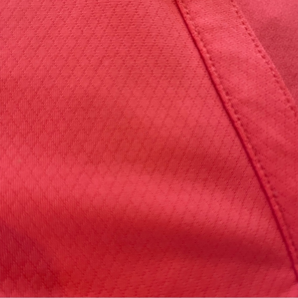 Lady Hagen Golf Polo Coral Split V-Neck Textured Hydro-Dry Top Size Medium - Picture 3 of 8